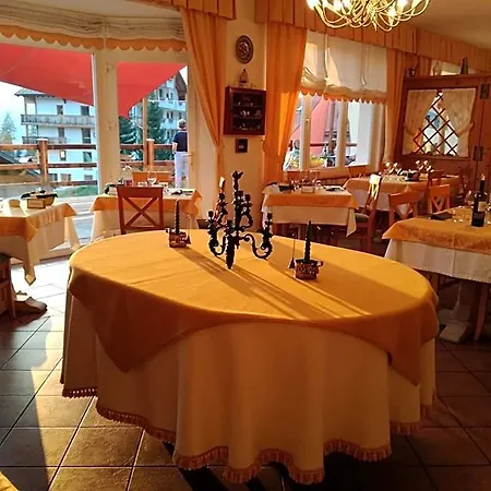 Ca' Del Bosco Otel 3*
